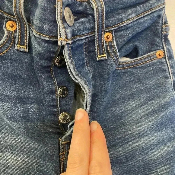 Levi’s Wedgie Straight 23 - Picture 2 of 6